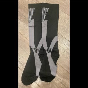 Comparison Socks (Unisex). Size: XXL. New!
